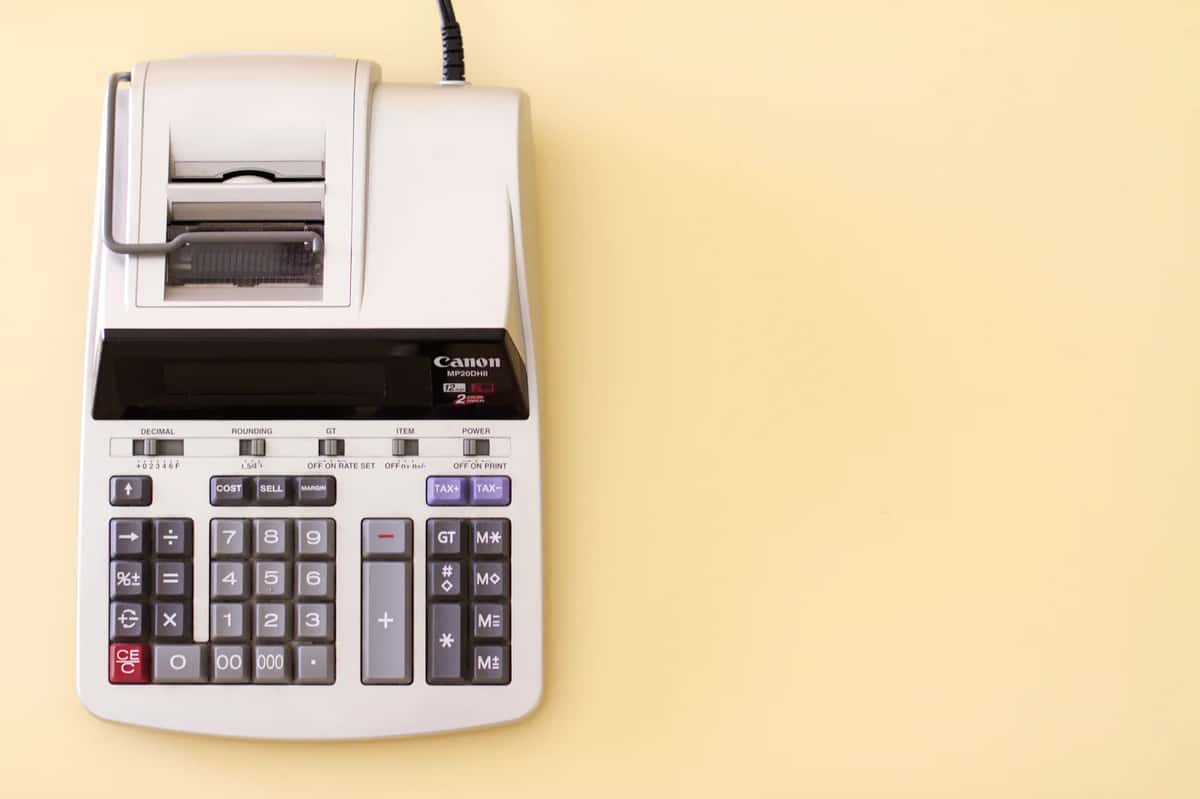 Pros & Cons Of AI In Tax Systems