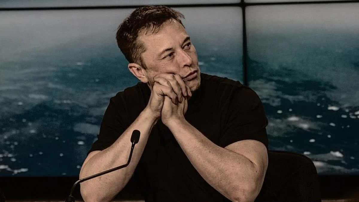 SpaceX Eyes Indian Telecom Market With Satellite Internet