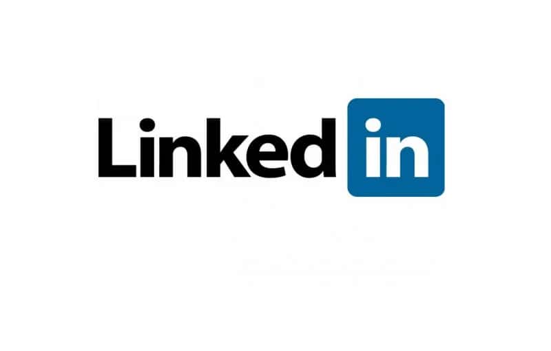 How to use LinkedIn New AI Tools To Make Virtual Job Interviews Easy