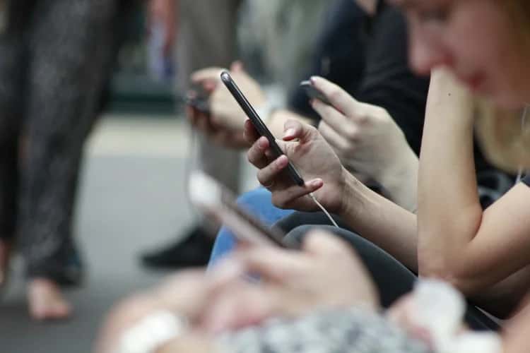Telecom Companies Request DOT To Provide Free Access To Critical Sites During COVID-19 Restrictions