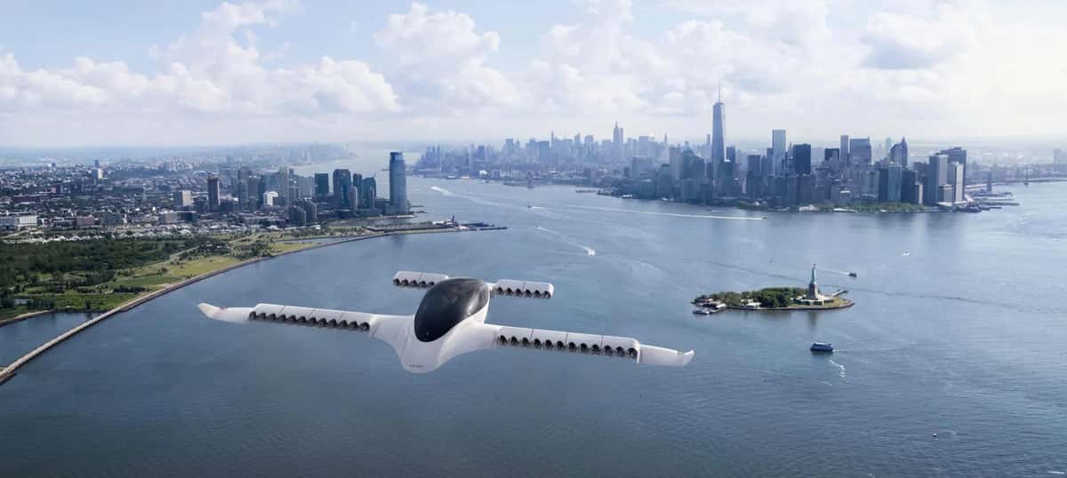 Meet Lilium Jet, The Flying Taxi That Might Just Take Off By 2025