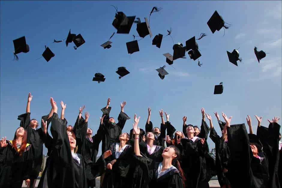 Tier-I Indian Institutes Who Are Offering Analytics Courses To Bridge AI Talent Gap
