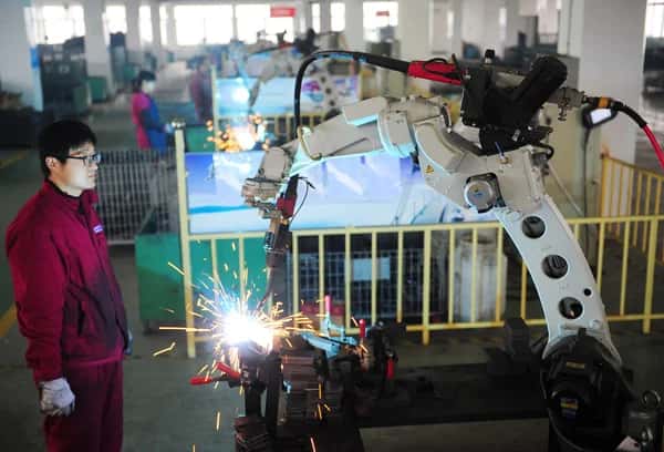 How China Is Keeping Unemployment Under Control With Cobots
