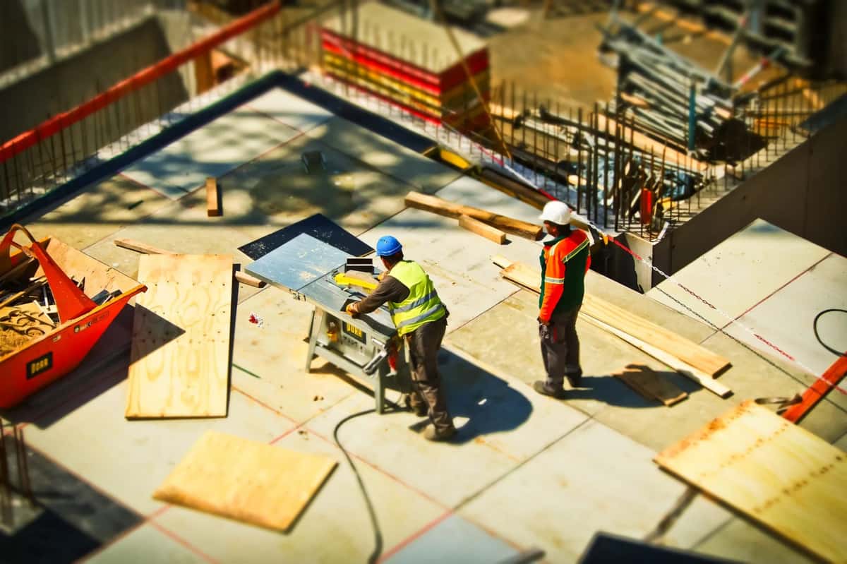 Building Or Buying A Data Science Platform — What Works Better For An Organisation?