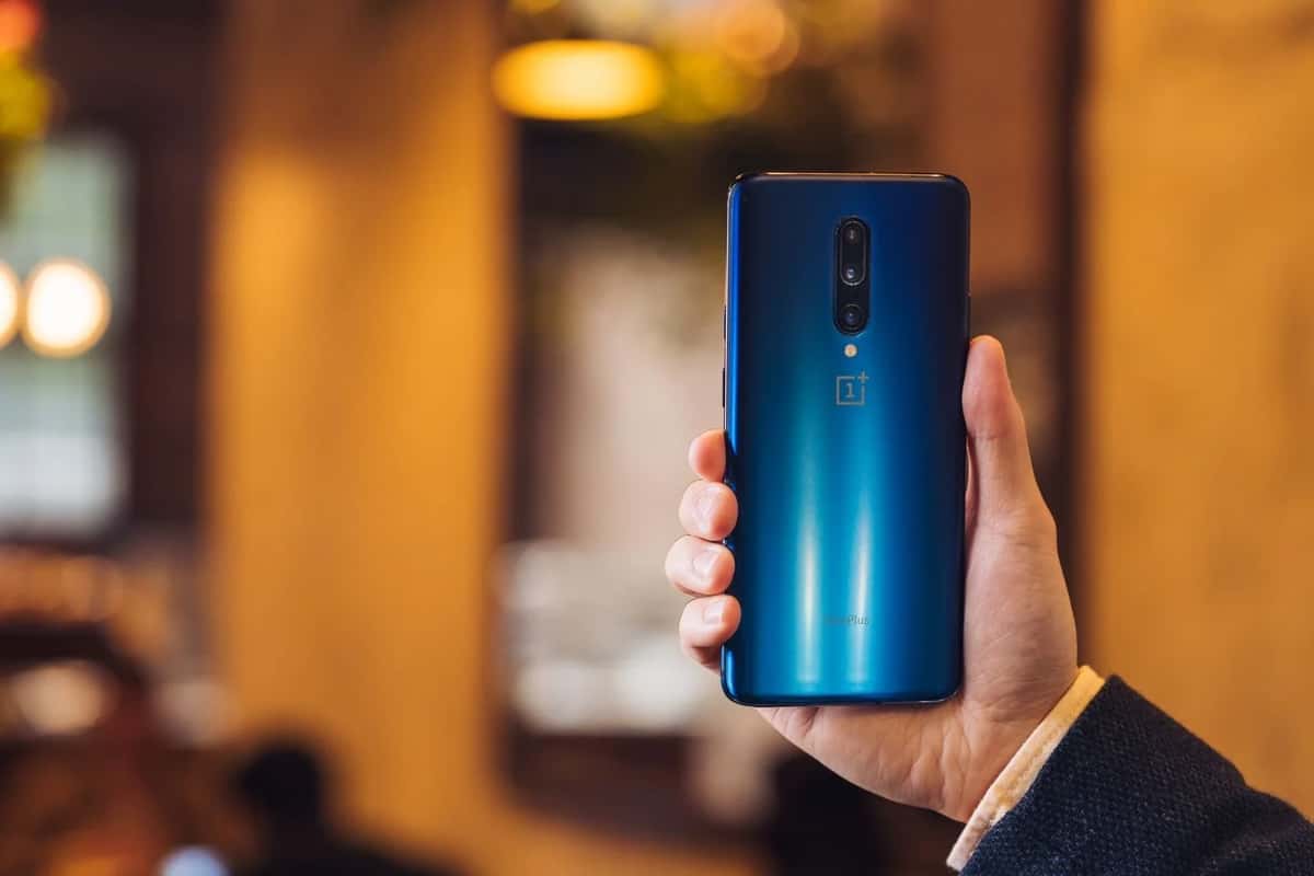 Top 7 Smartphones With AI Cameras And Post-Processing