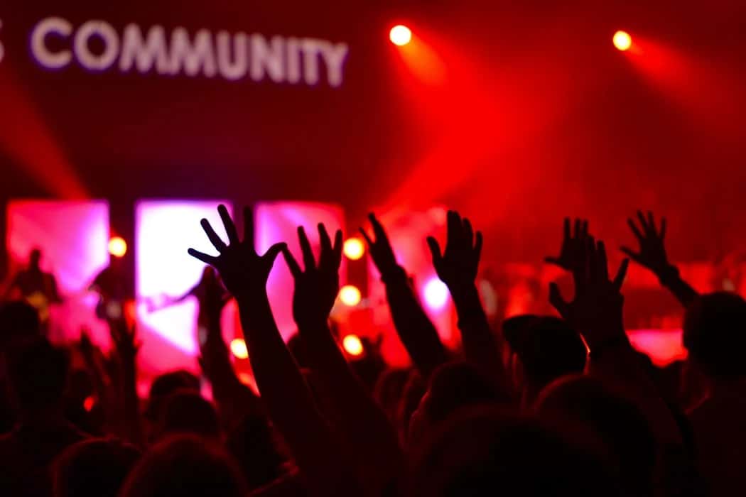 How Data Scientists Can Bond More Within The Community