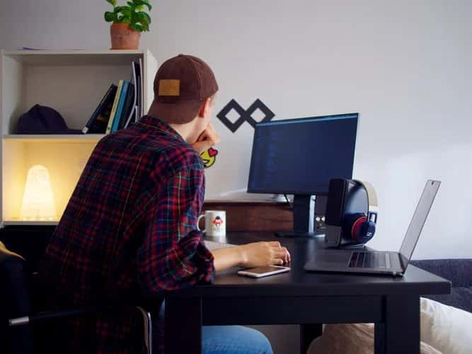 4 Top Autocomplete Coding Tools For Python Programmers