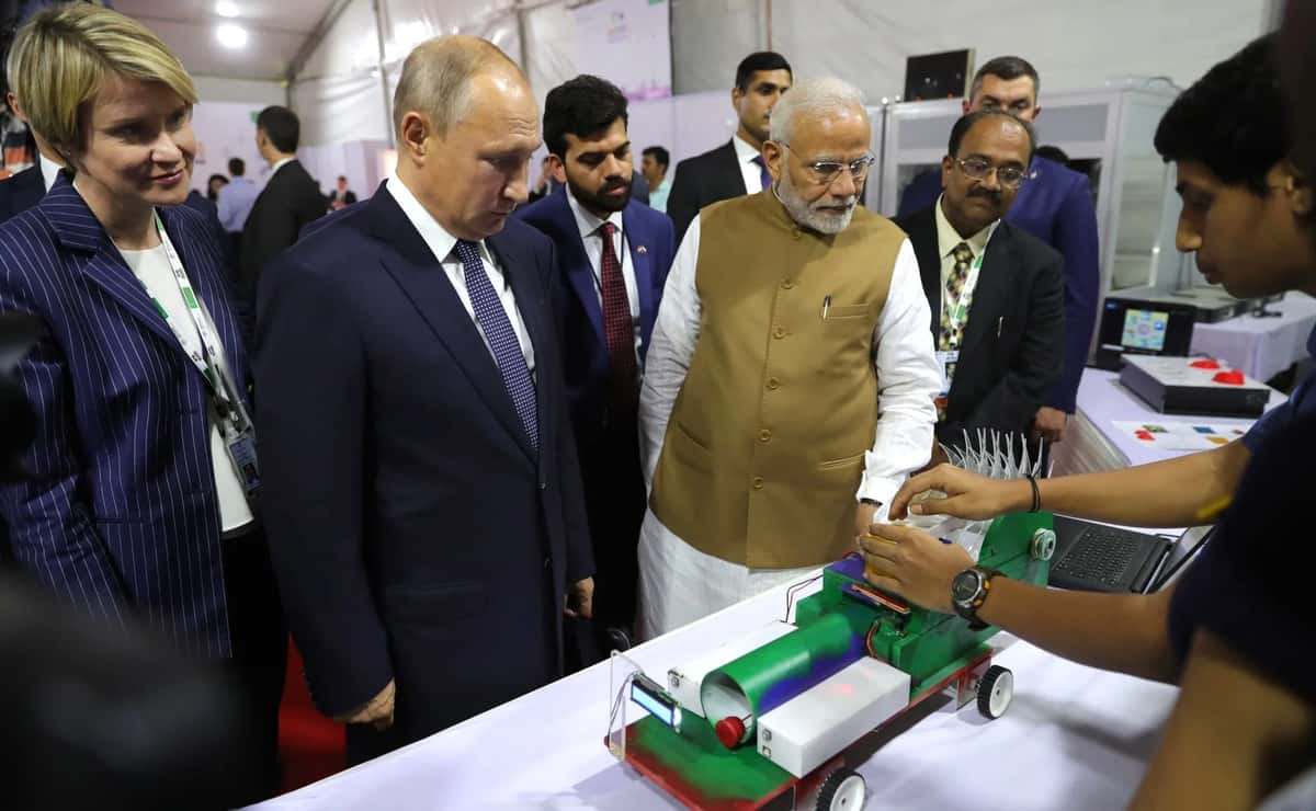 Eastern Innovation Spree: Indian Schools Are Making Students The ‘Technology Drivers’