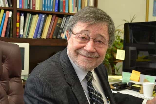 Turing Award Winner Judea Pearl Believes To Build Truly Intelligent Machines, Researchers Should Teach Them Cause & Effect