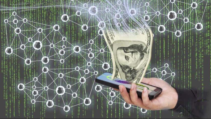 FinTech Vs Banking: Decoding The Difference Between Banks & New Market Entrants