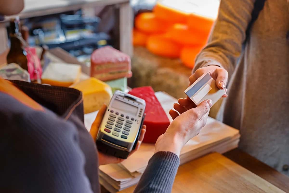 Future of Retail Is AI-Powered, But Creatively-Backed By Merchants