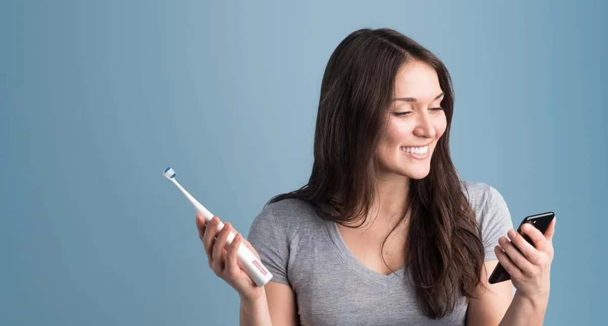Colgate’s AI Toothbrush Leaves An Unsavoury Aftertaste; Dentists Say Humans Can Survive Without It