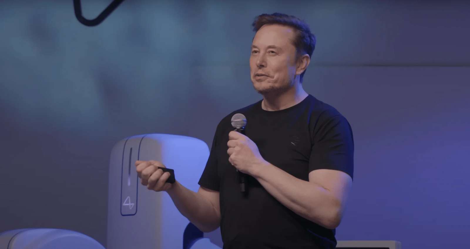 Neuralink Is Building Moore’s Law for the Mind