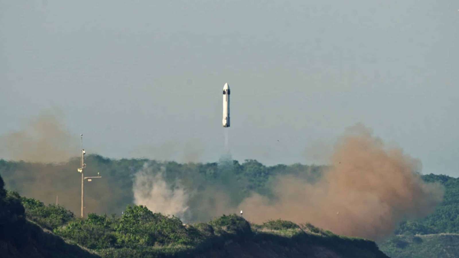 Honda Successfully Tests Reusable Rocket in Japan