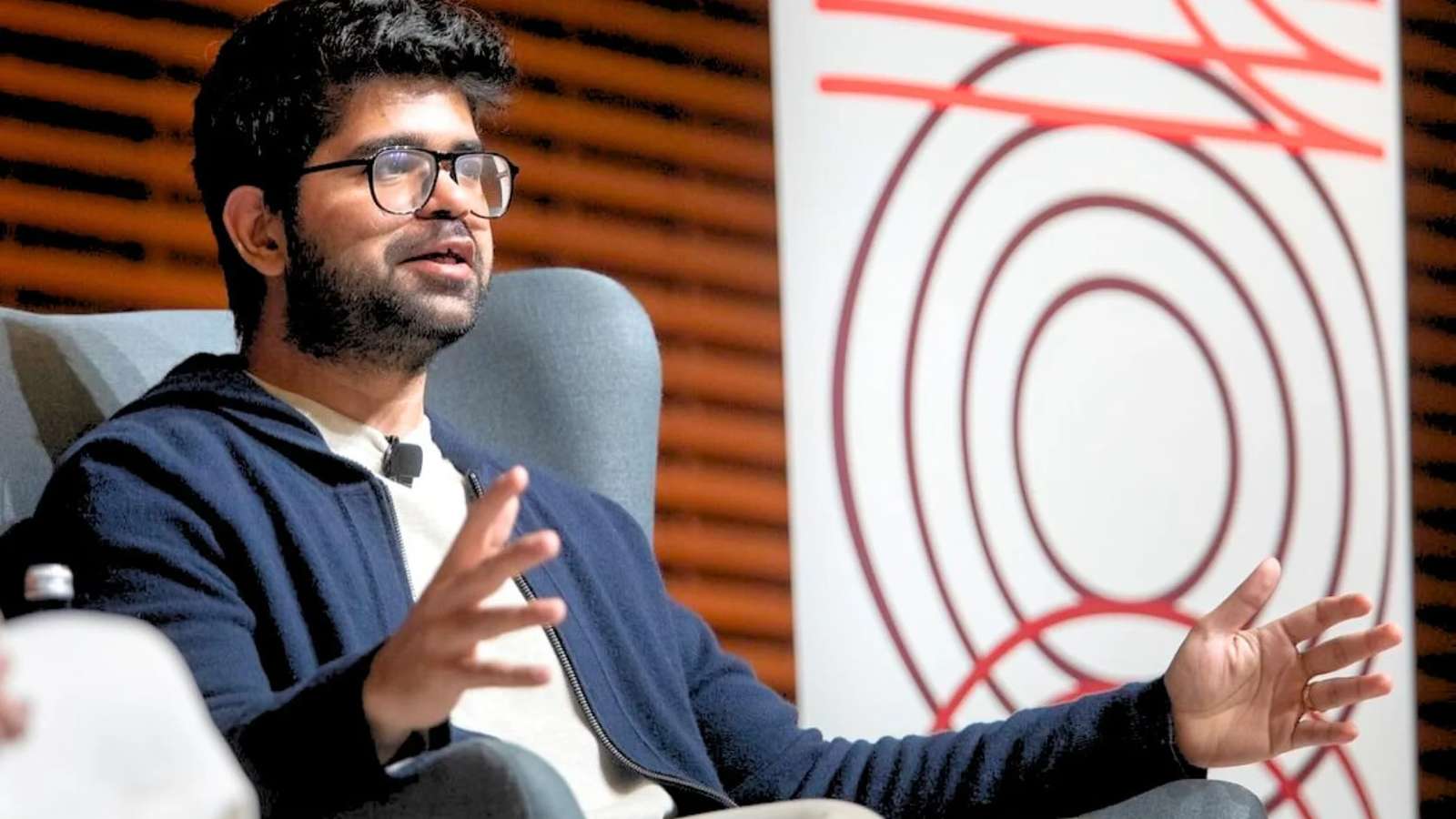 Perplexity AI Open-Sources R1 1776 to Remove Censorship from DeepSeek-R1
