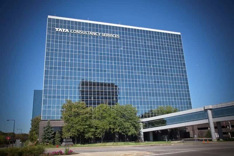 TCS Named Official AI & Technology Partner for Schneider Electric Marathon de Paris