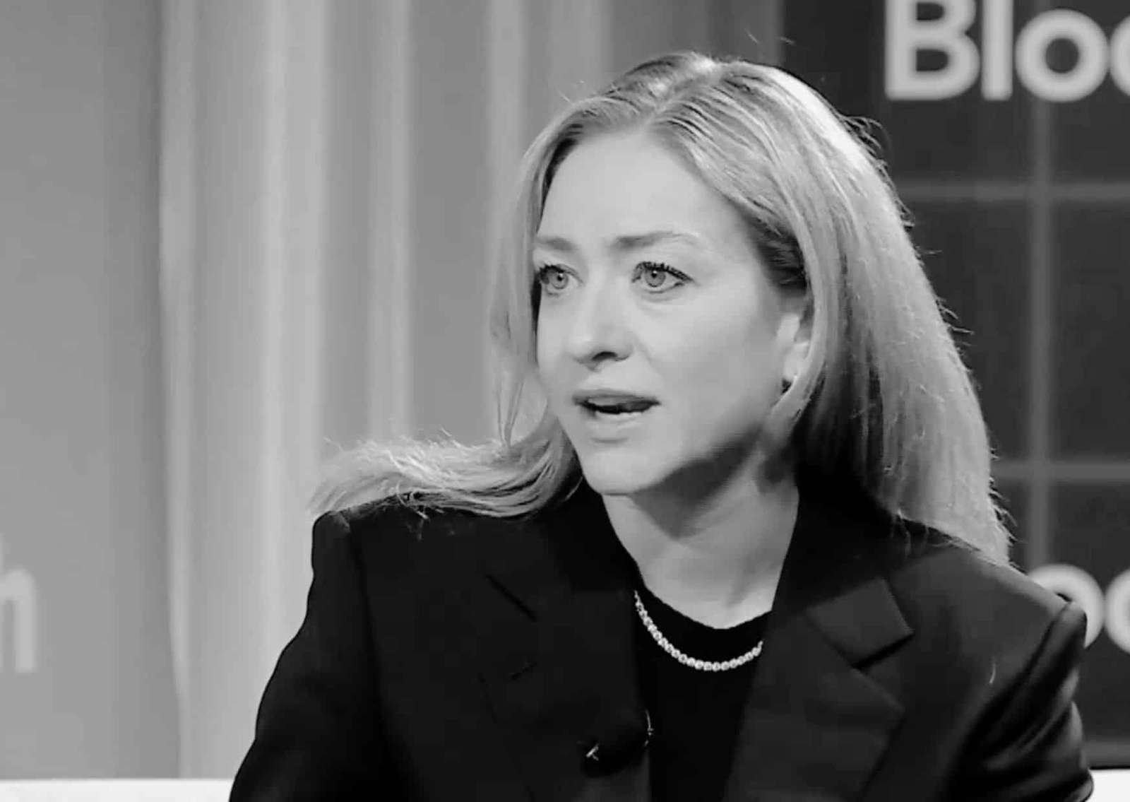 Bumble Soon to Introduce AI Concierge for Discussing Insecurities and Breakups
