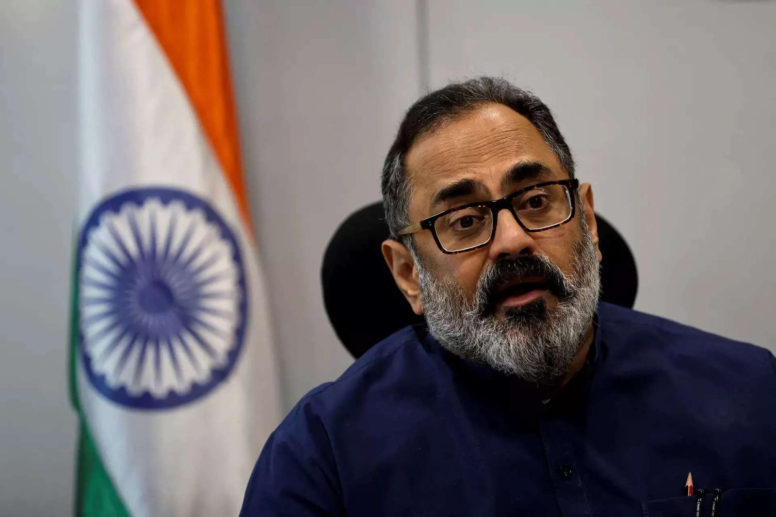 Indian IT Minister Chandrasekhar Opposes Telcos Demands to Charge OTTs for 'Fair Share'