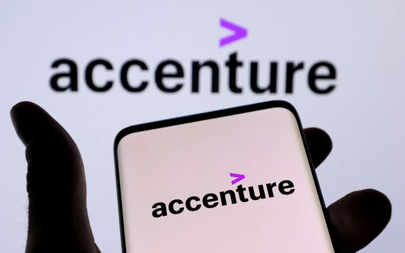 Accenture Teams up with Unilever to Boost Productivity with Generative AI