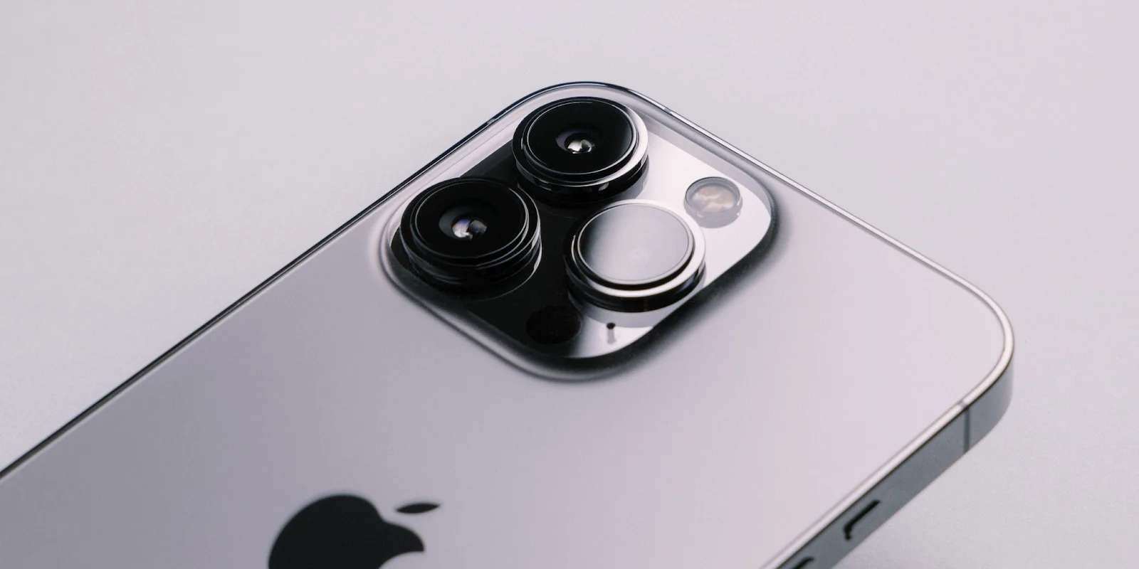 Tata Group in Talks to Manufacture iPhones with Wistron