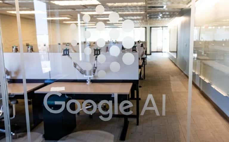 Google Bard Empowers Users, While ChatGPT Crumbles