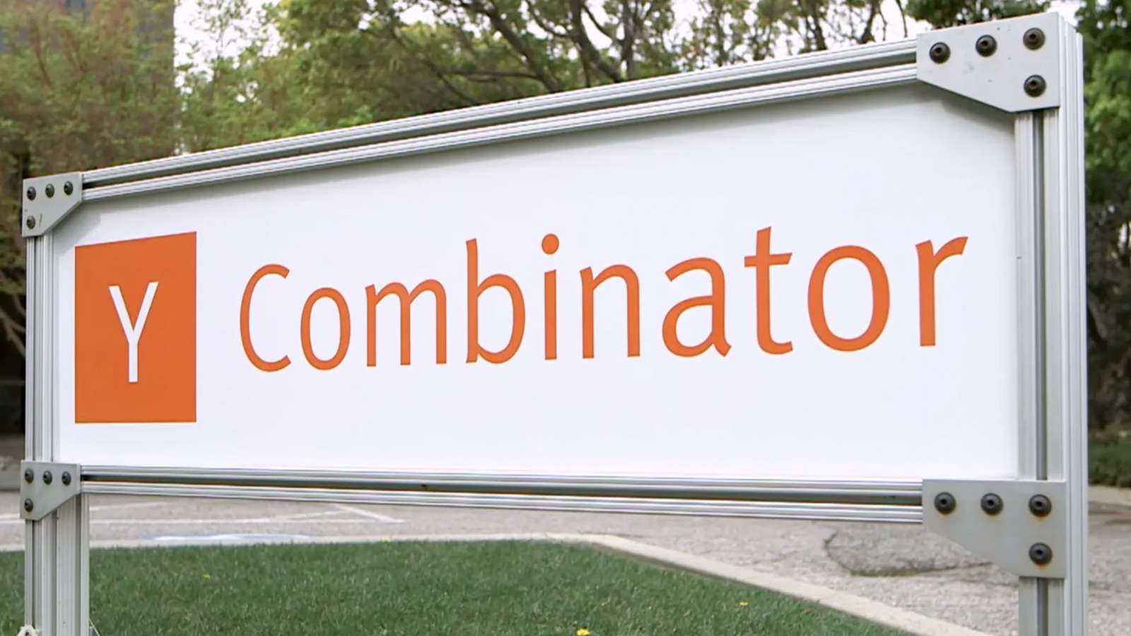 YCombinator warns its startups to gear up for turbulent times