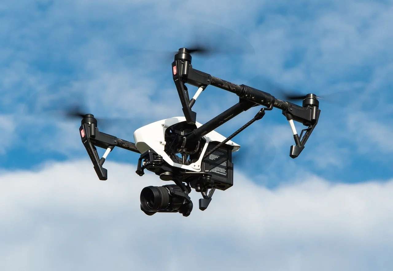 Gruhas Proptech cofounders Nikhil Kamath & Abhijeet Pai invest in drone startup Omnipresent Robot Tech
