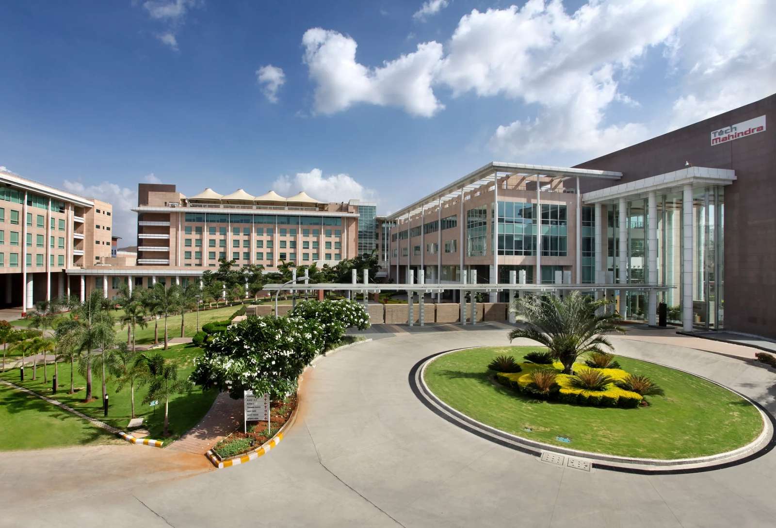 Tech Mahindra Partners With ThoughtSpot, Integrates Its AI Platform
