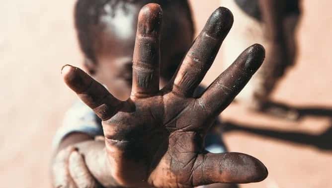 Child Labour In Cobalt Mining; Apple, Tesla & Others Accused Of Human Rights Violation