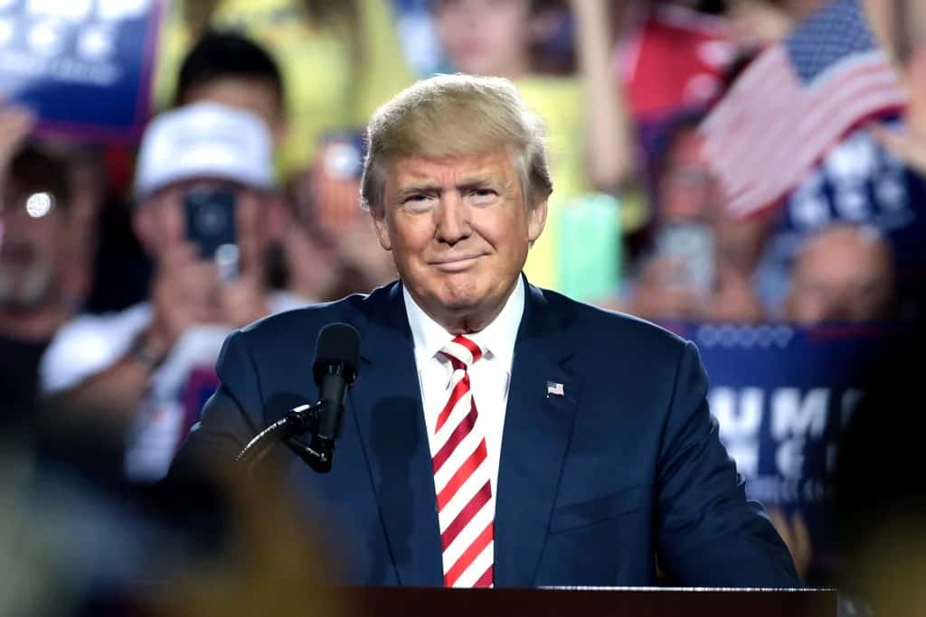 Trump & Big Tech Leaders Sign Voluntary ‘Super Intelligence’ Safety Accord