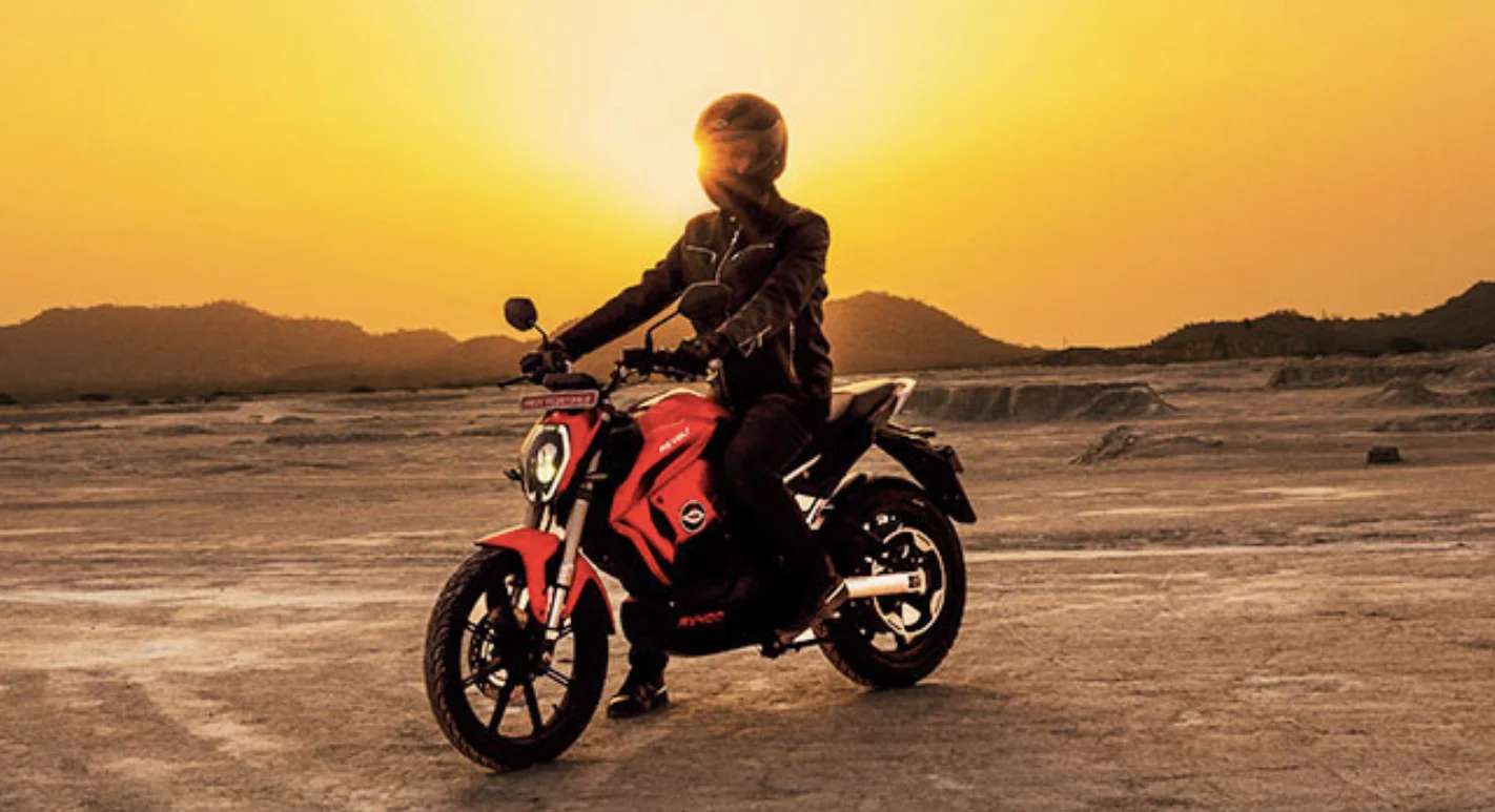India's First AI-Powered Electric Bike RV 400 To Be Launched In August