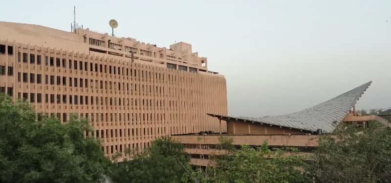IIT Delhi Aims For Global Excellence, Advances Research In AI