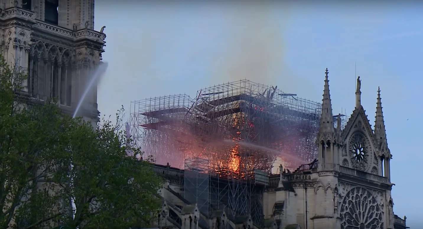 YouTube's Algorithm Messes Up, Shows 9/11 Facts During Live Streaming Of Notre Dame Fire