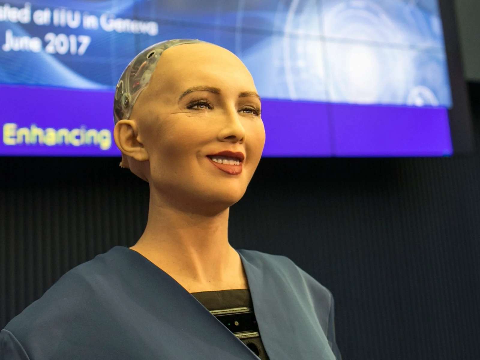 World’s First Robot Citizen Sophia To Visit IIT Bombay For College Festival