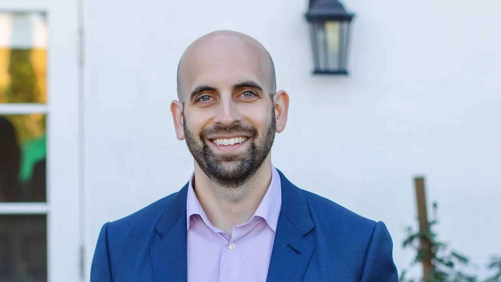 Airbnb Names Meta Generative AI Head Ahmad Al-Dahle as CTO