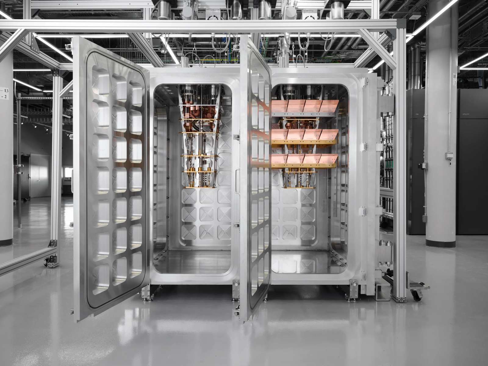 IBM Connects Cryogenic Modules for Next-Gen Quantum Computers