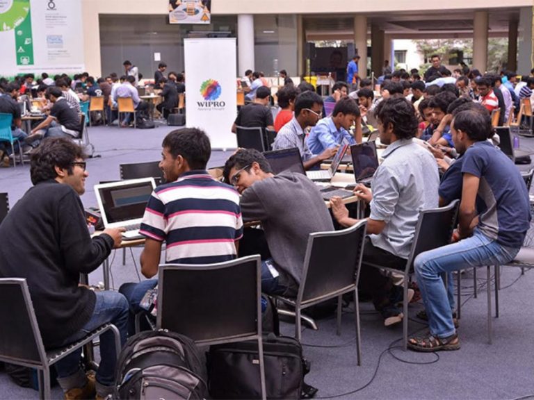 Hackathons In 2020: A Win-Win Situation For Both The Employers & The Job Seekers